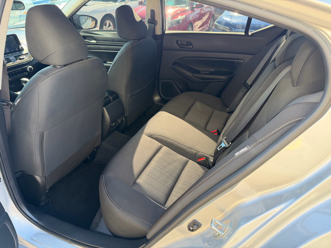 Nissan Altima 2.5 SV Sedan 2024