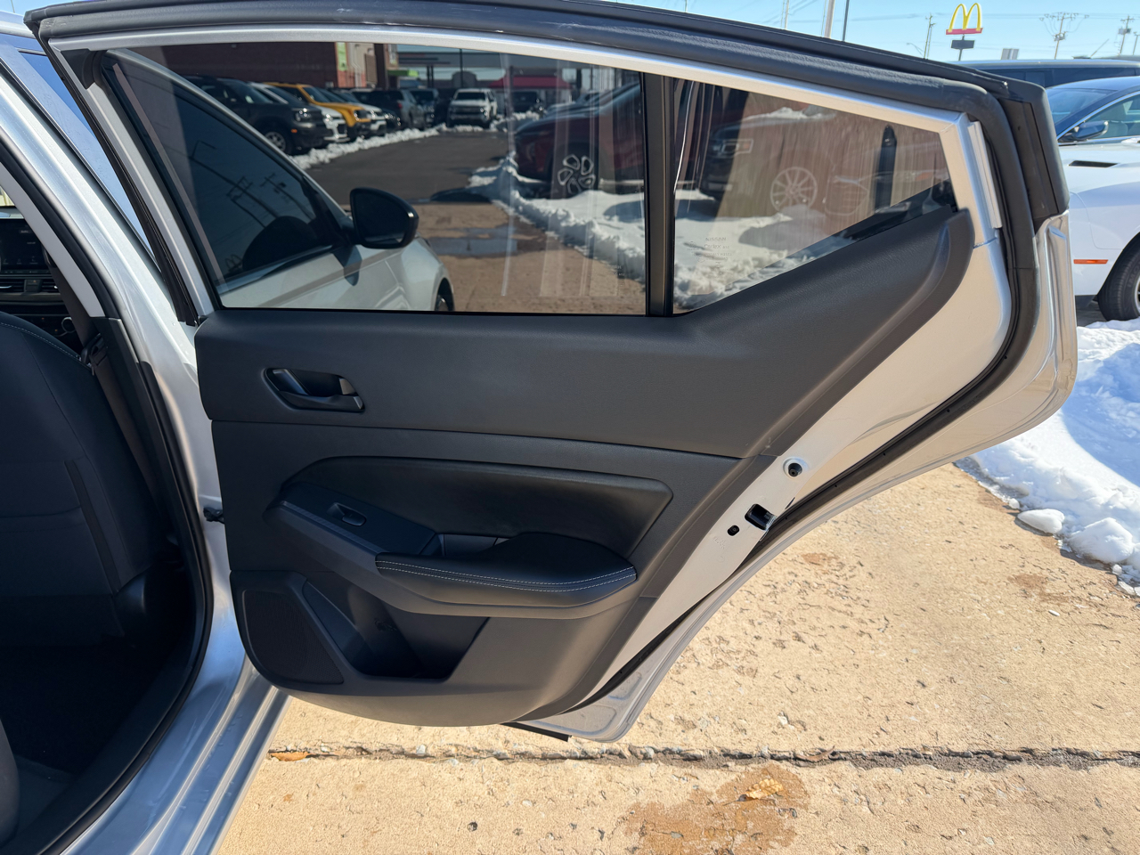 Nissan Altima 2.5 SV Sedan 2024