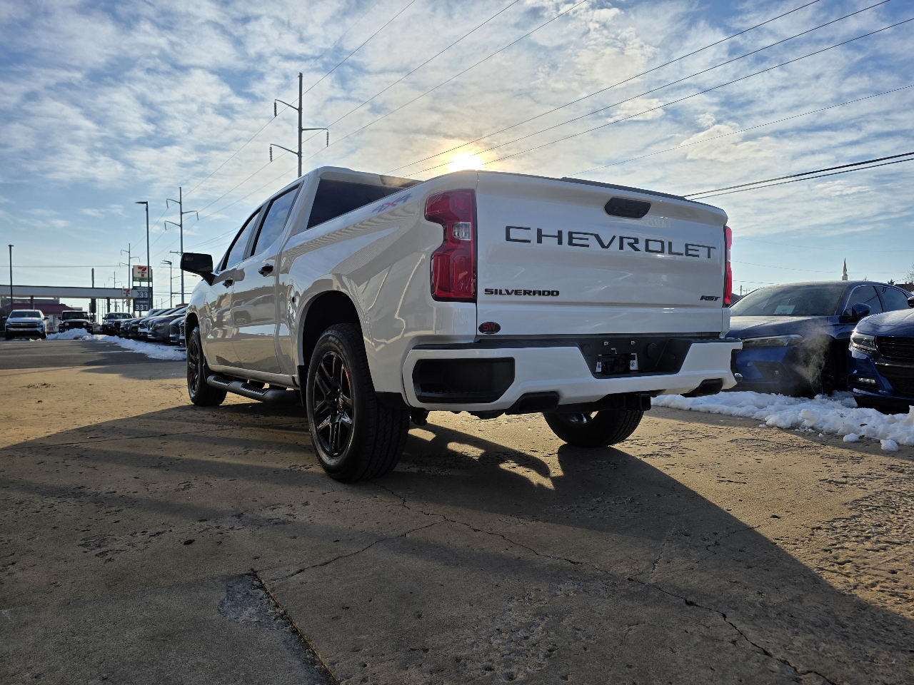 Chevrolet Silverado 1500 4WD Crew Cab 147" RST 2023