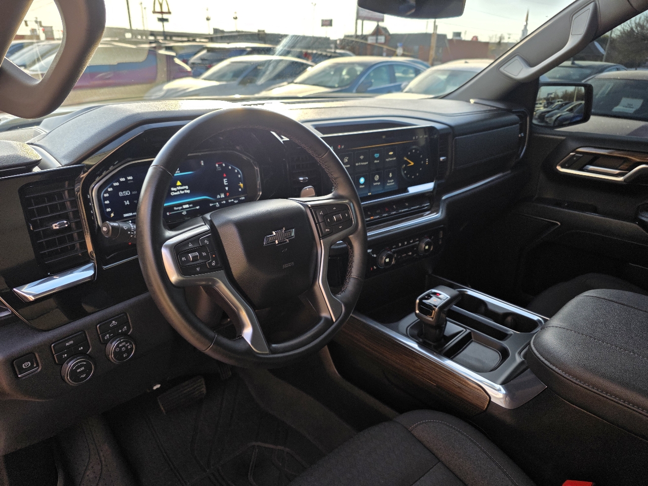 Chevrolet Silverado 1500 4WD Crew Cab 147" RST 2023