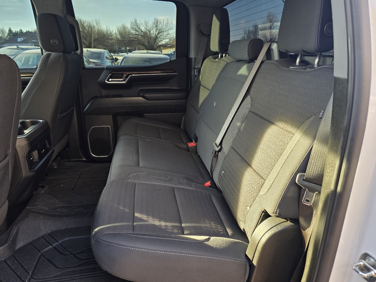 Chevrolet Silverado 1500 4WD Crew Cab 147" RST 2023