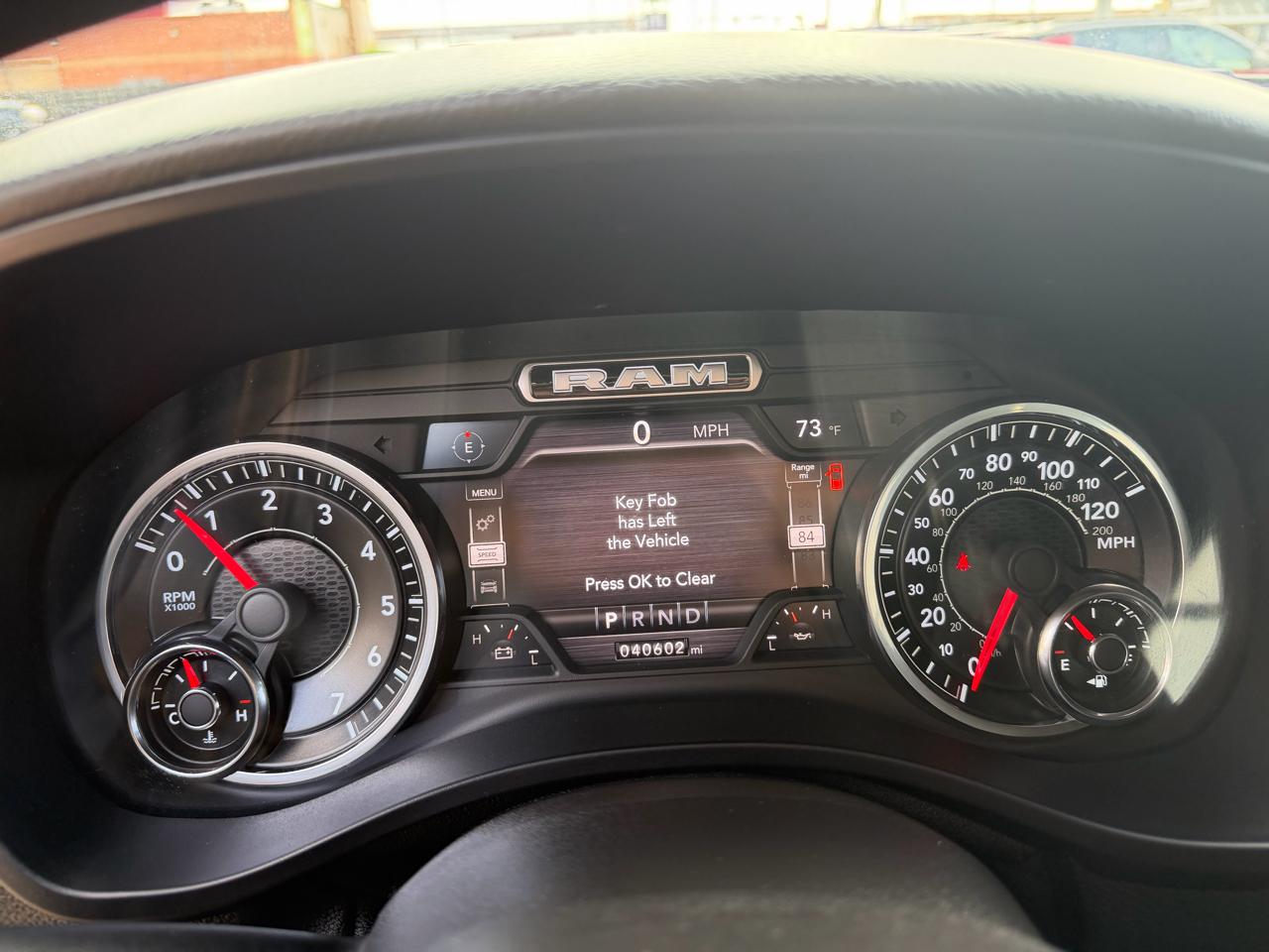 RAM 1500 Big Horn 4x4 Crew Cab 5'7" Box 2021