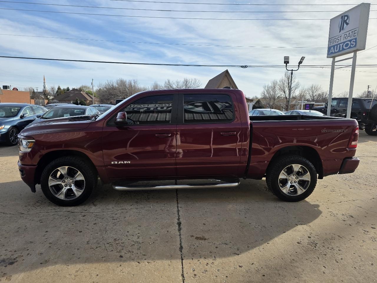 RAM 1500 Laramie 4x4 Crew Cab 5'7" Box 2023