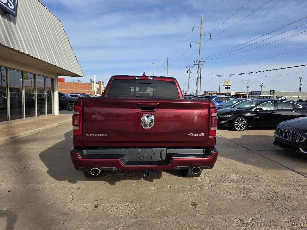 RAM 1500 Laramie 4x4 Crew Cab 5'7" Box 2023