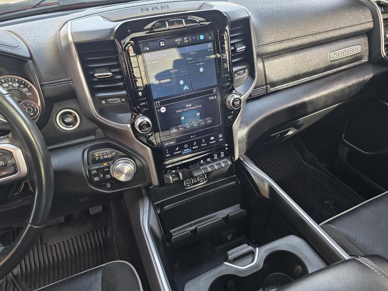 RAM 1500 Laramie 4x4 Crew Cab 5'7" Box 2023