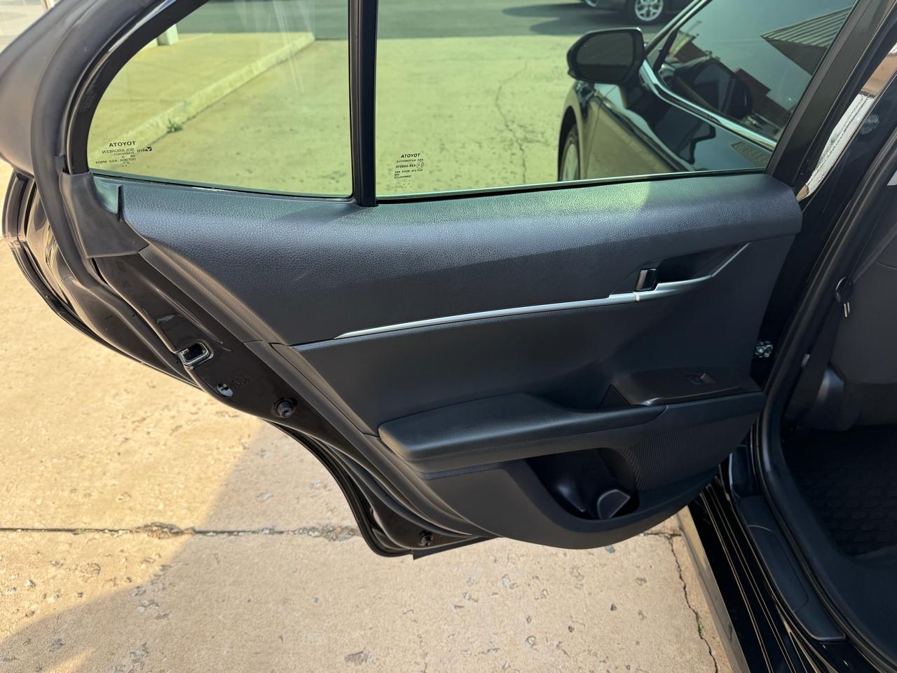 Toyota Camry LE Auto (Natl) 2023