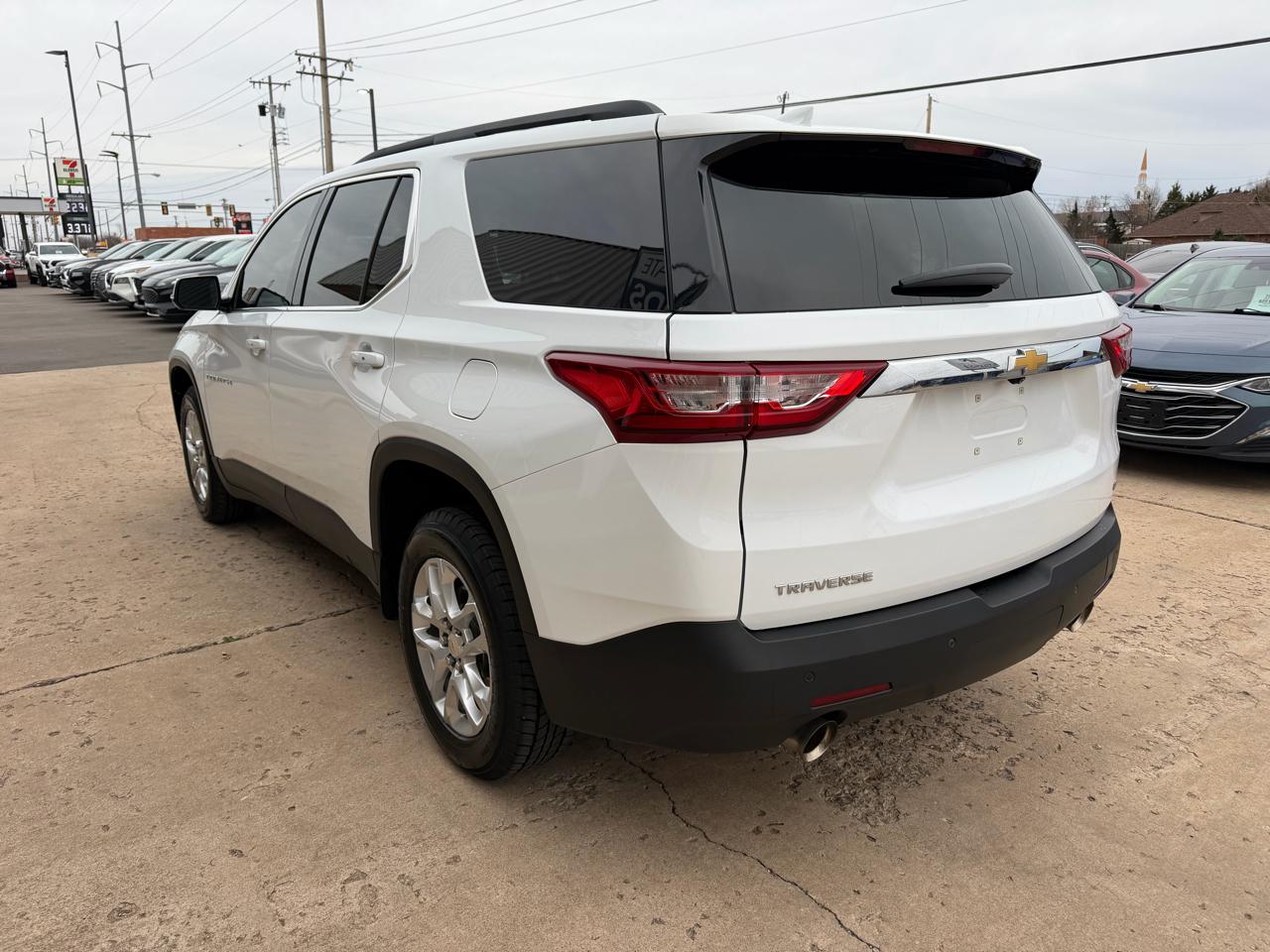Chevrolet Traverse FWD 4dr LT Cloth w/1LT 2020