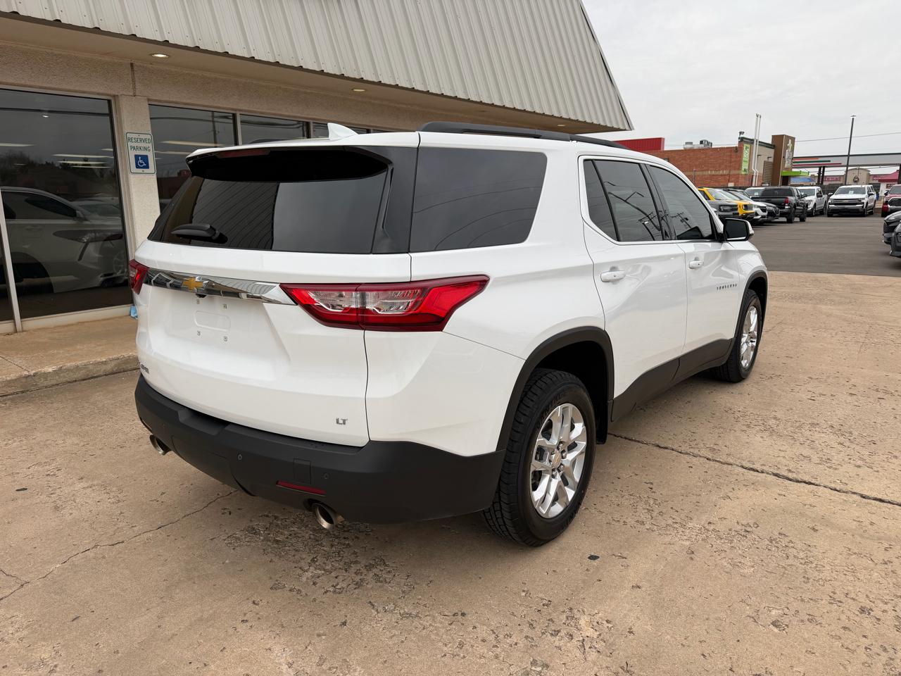 Chevrolet Traverse FWD 4dr LT Cloth w/1LT 2020