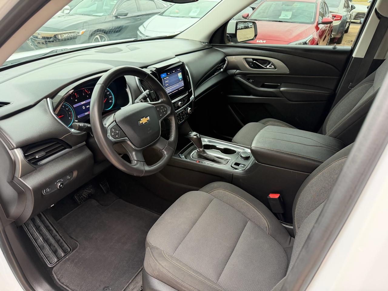 Chevrolet Traverse FWD 4dr LT Cloth w/1LT 2020