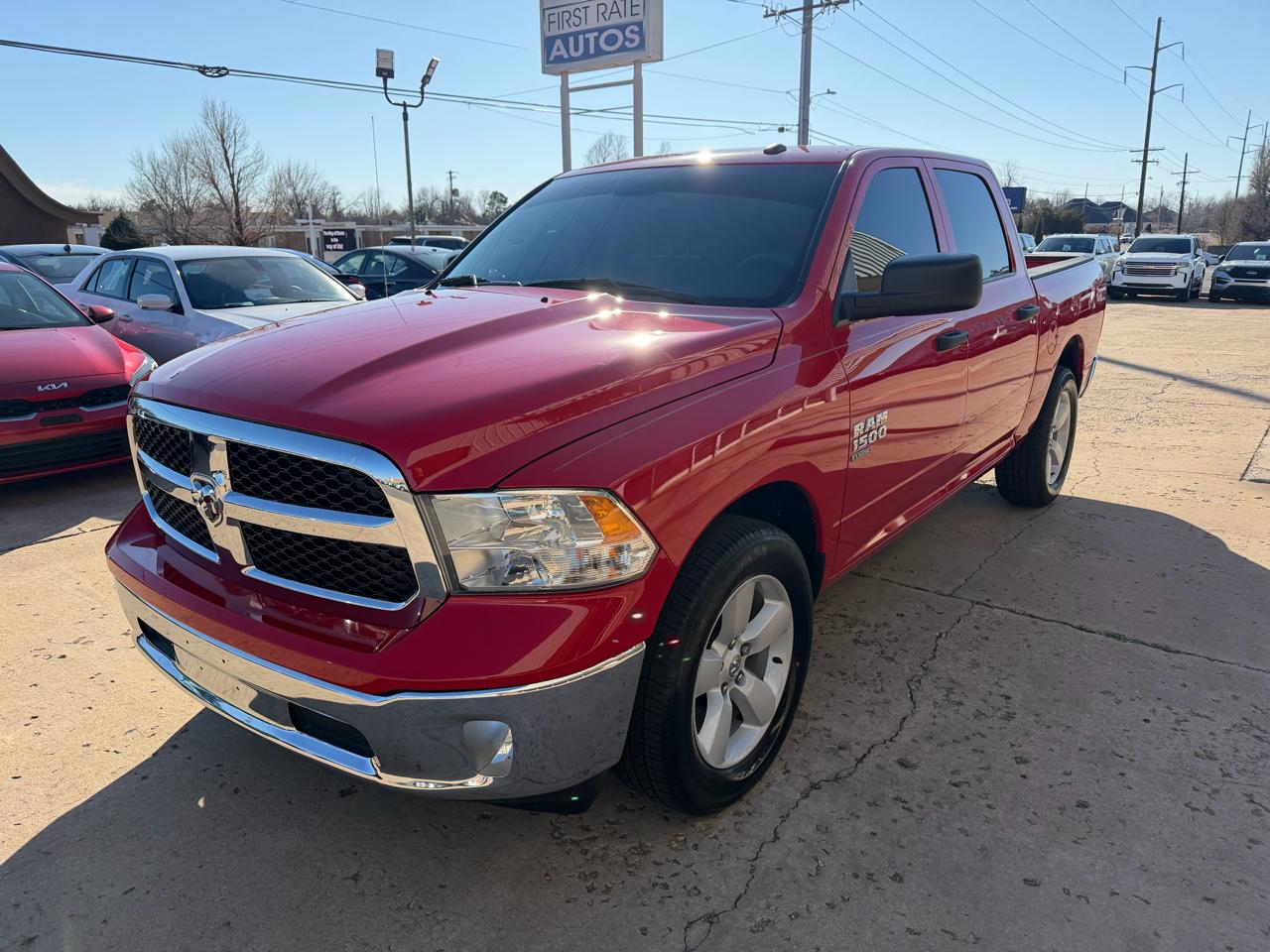 RAM 1500 Classic Tradesman 4x4 Crew Cab 5'7" Box 2023