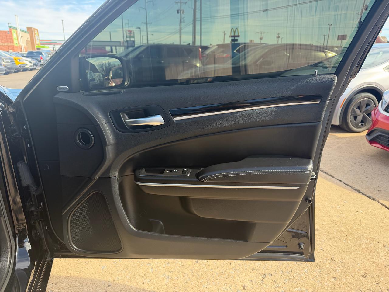 Chrysler 300 300S RWD 2023