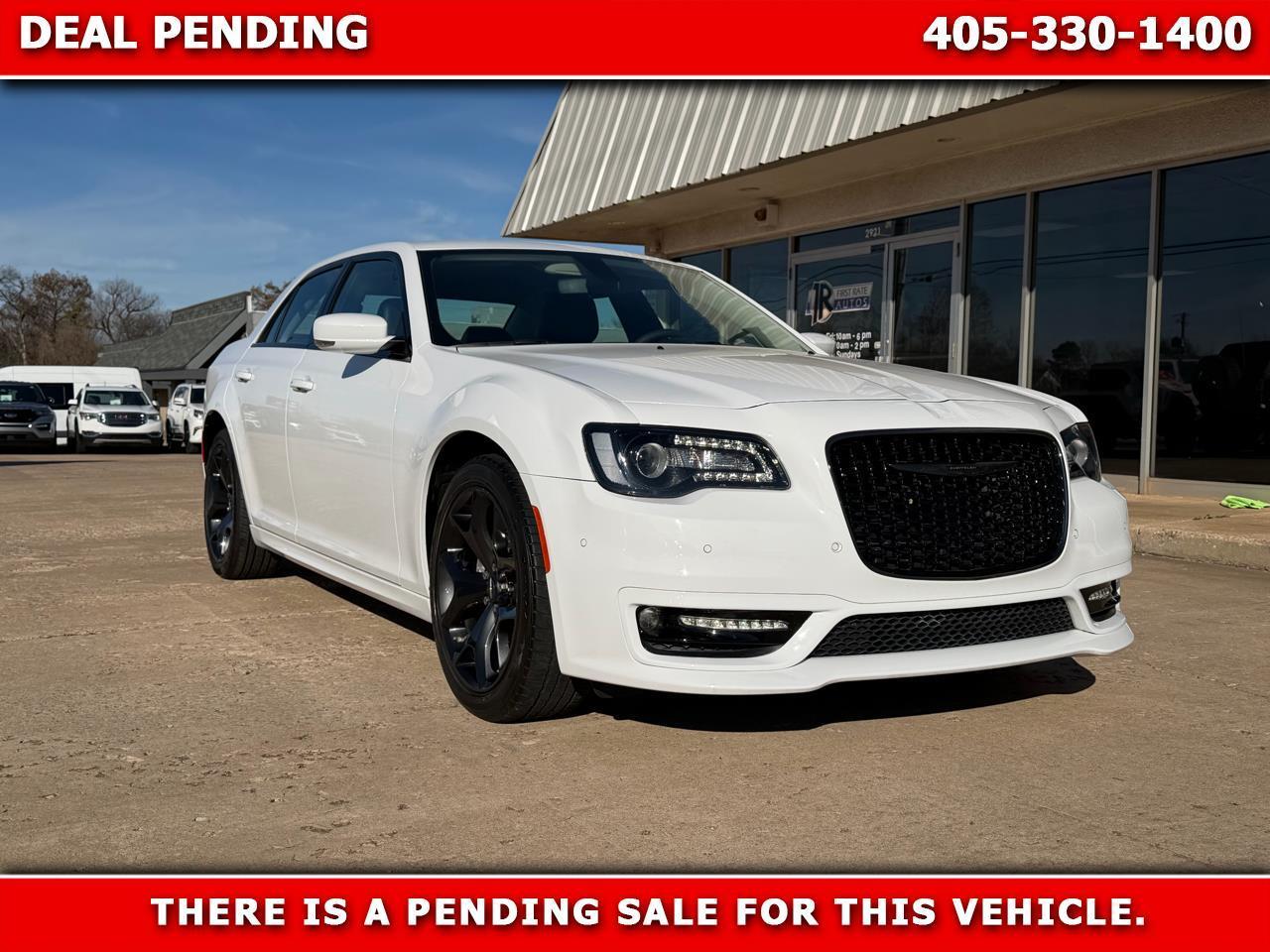 2023 Chrysler 300 Touring L RWD