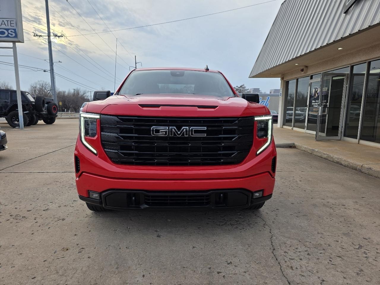 GMC Sierra 1500 2WD Crew Cab 147" Elevation 2022