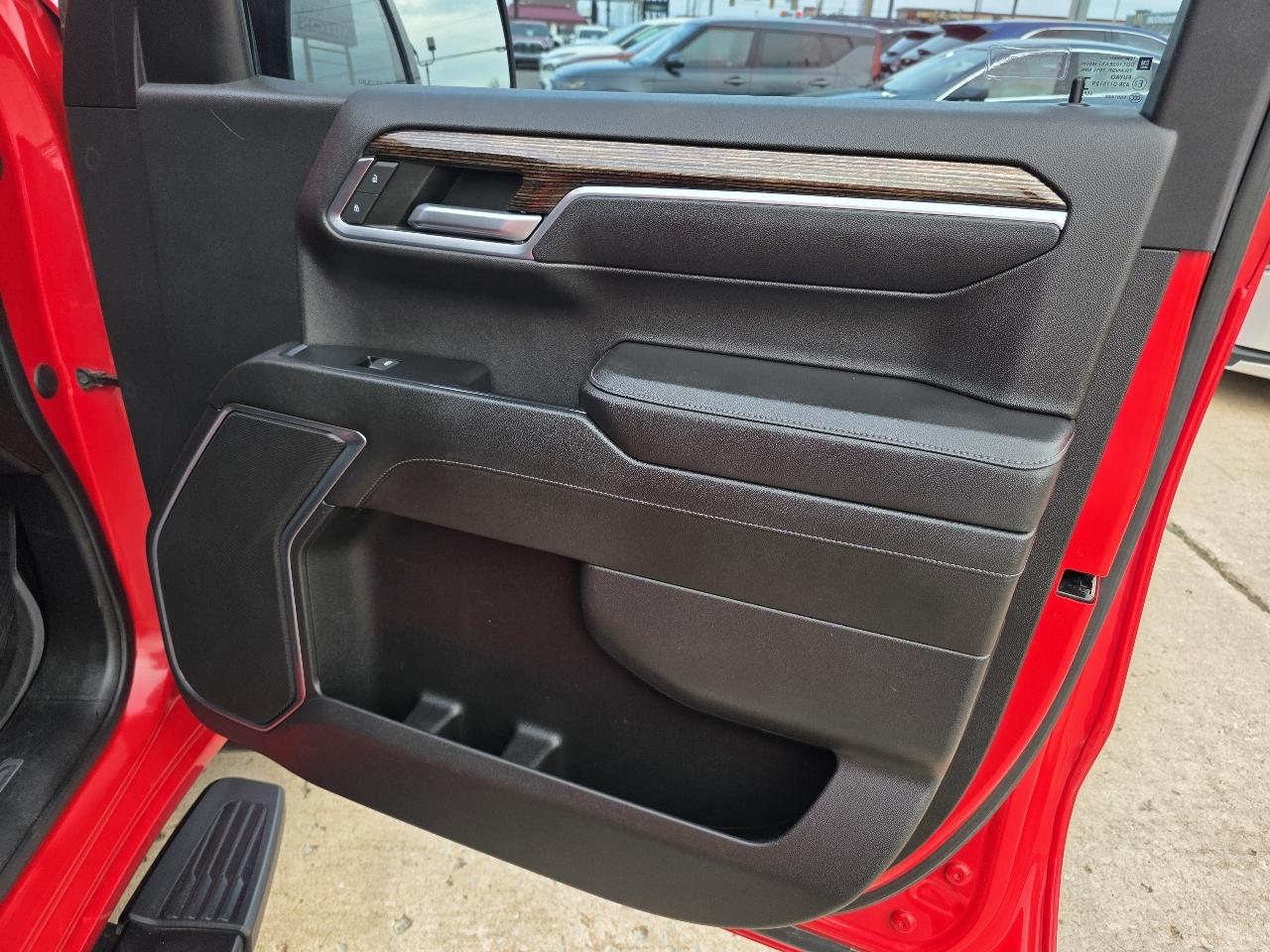 GMC Sierra 1500 2WD Crew Cab 147" Elevation 2022