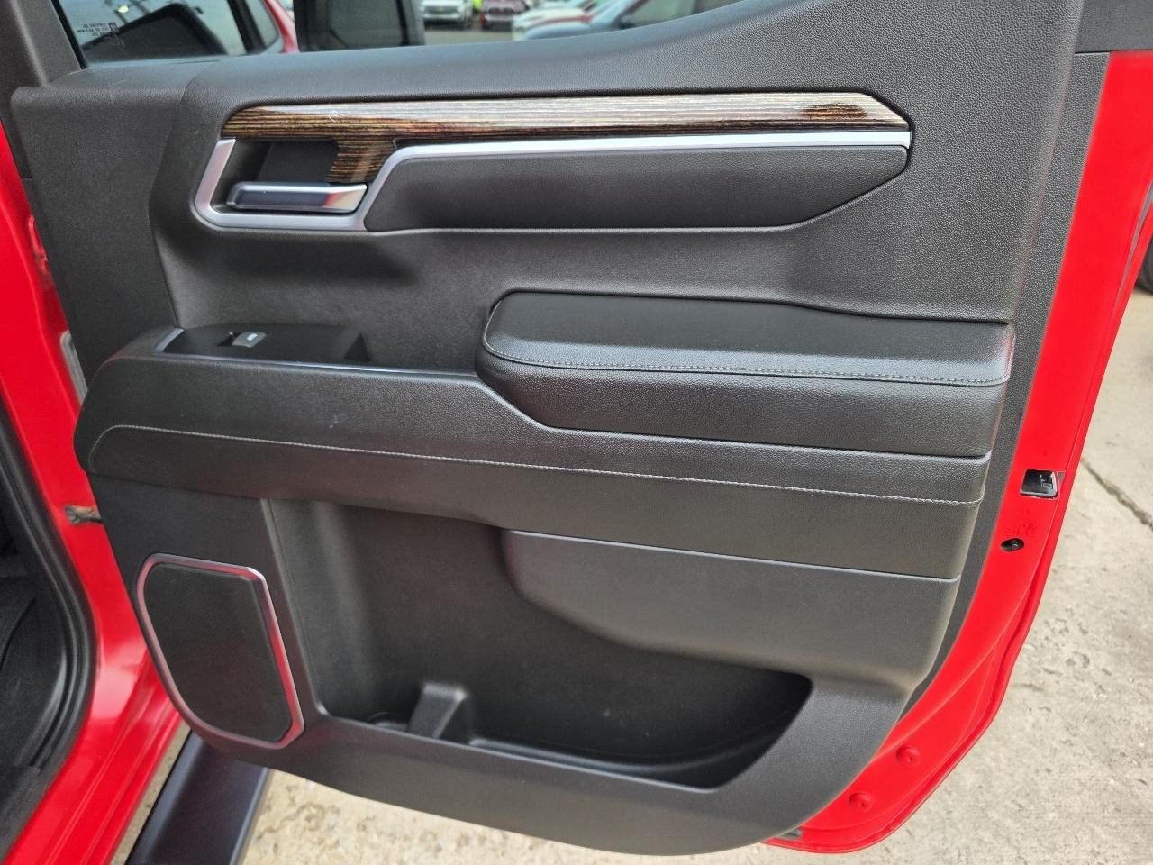 GMC Sierra 1500 2WD Crew Cab 147" Elevation 2022