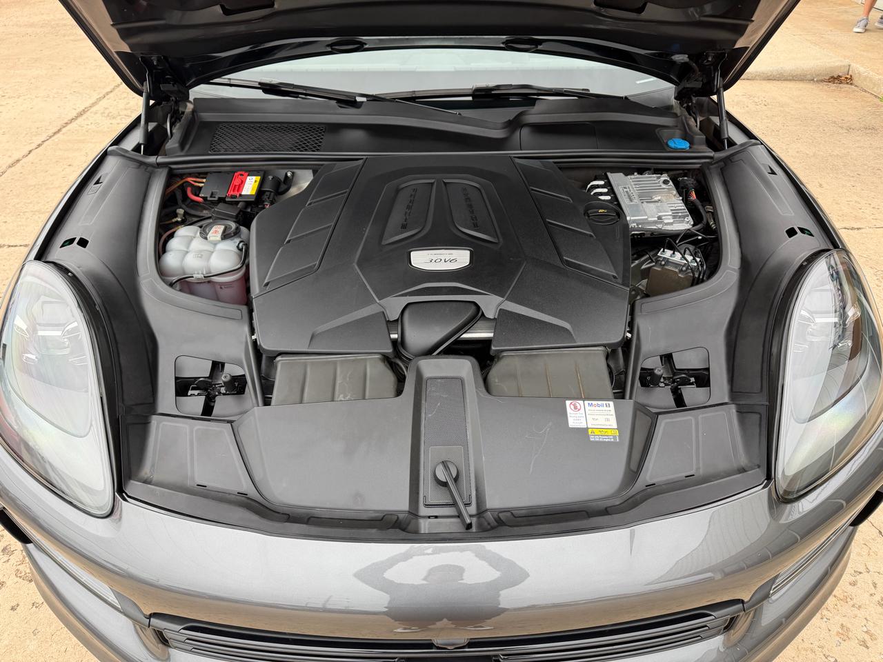 Porsche Cayenne Coupe AWD 2022