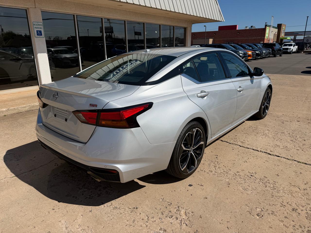 Nissan Altima 2.5 SR Sedan 2024