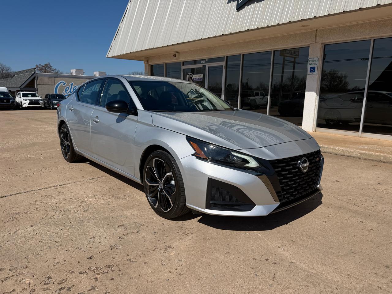 2024 Nissan Altima 2.5 SR Sedan