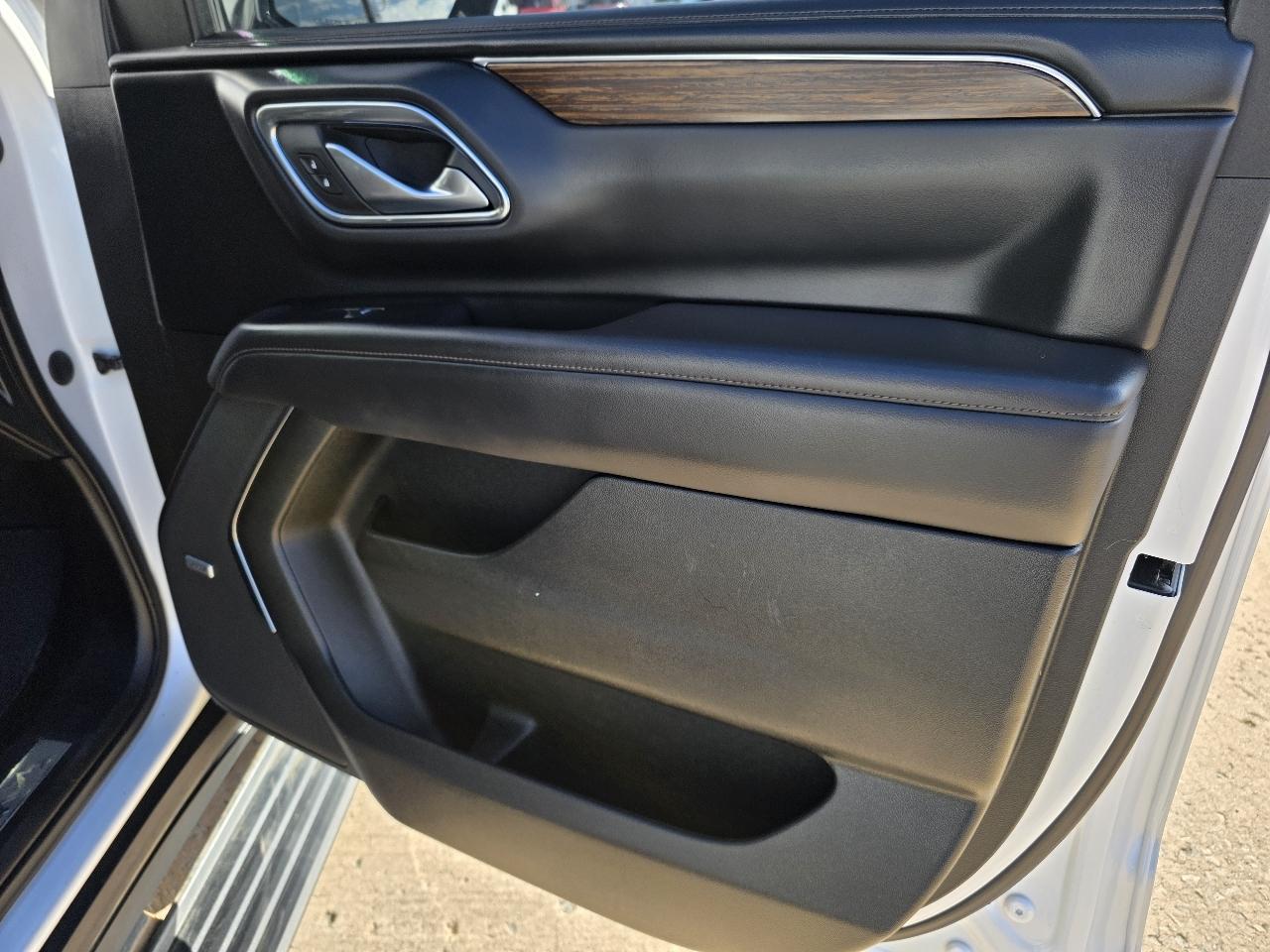 Chevrolet Tahoe 4WD 4dr High Country 2022