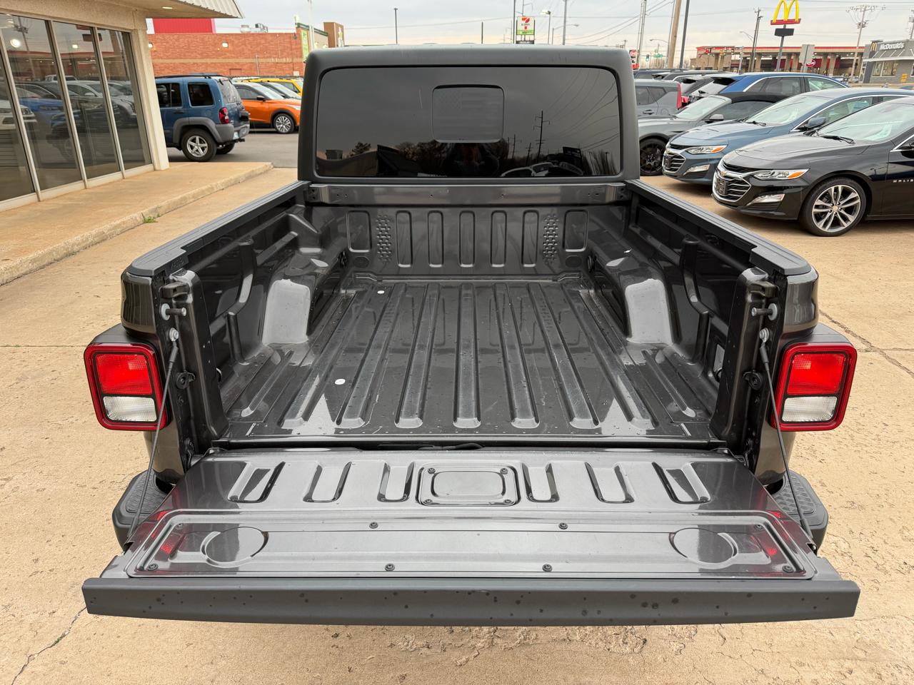 Jeep Gladiator Sport S 4x4 2023