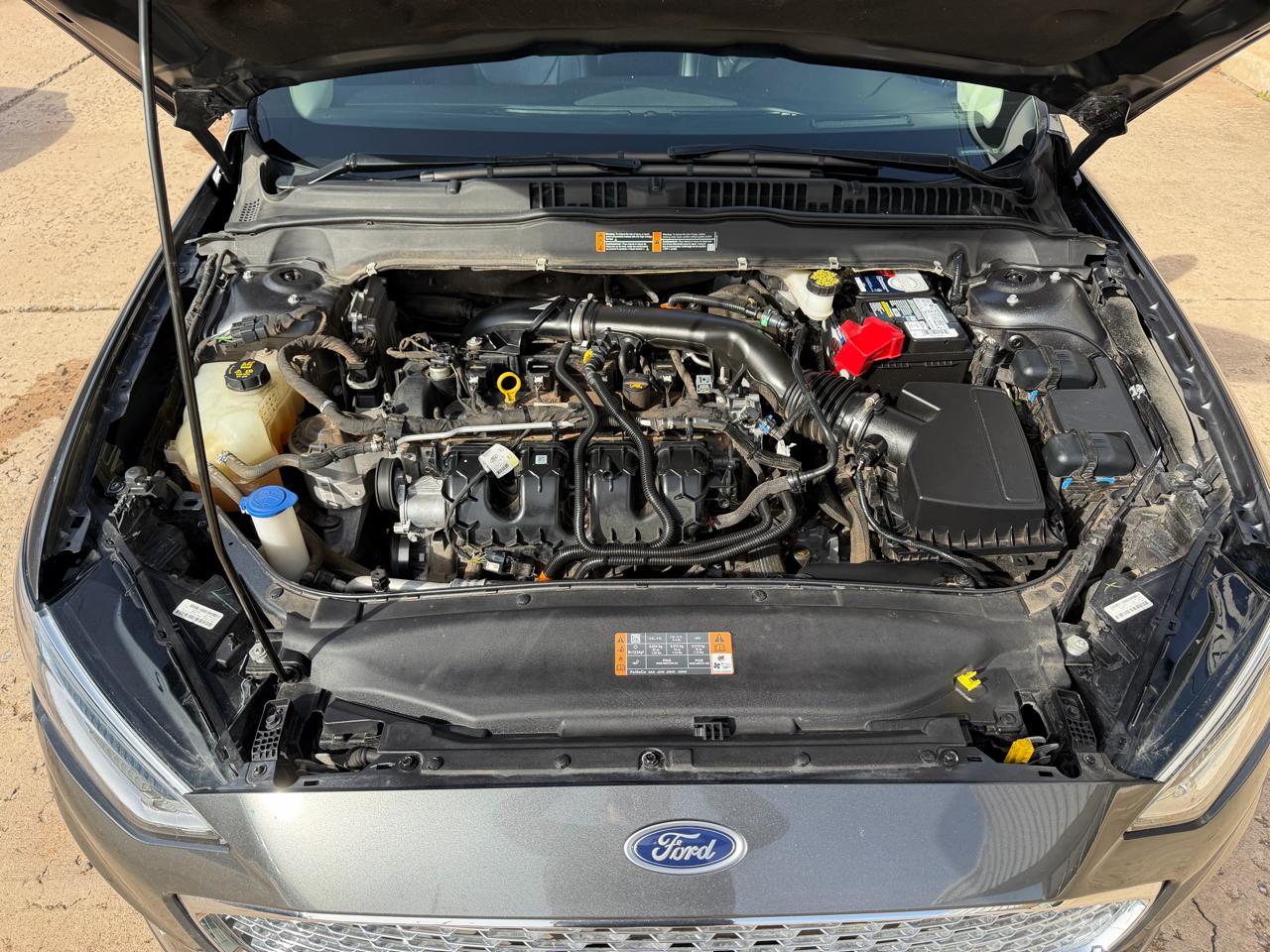 Ford Fusion Titanium FWD 2020