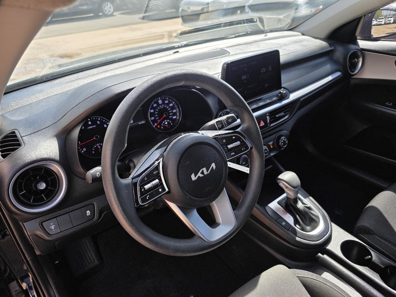 Kia Forte LXS IVT 2024