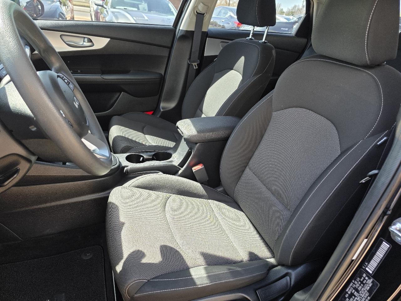 Kia Forte LXS IVT 2024