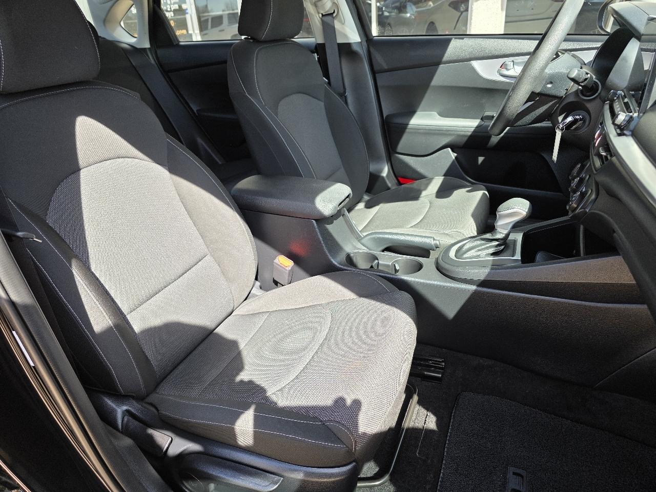 Kia Forte LXS IVT 2024