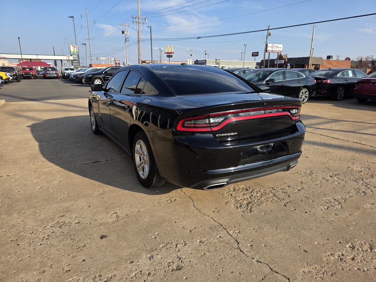 Dodge Charger SXT RWD 2022