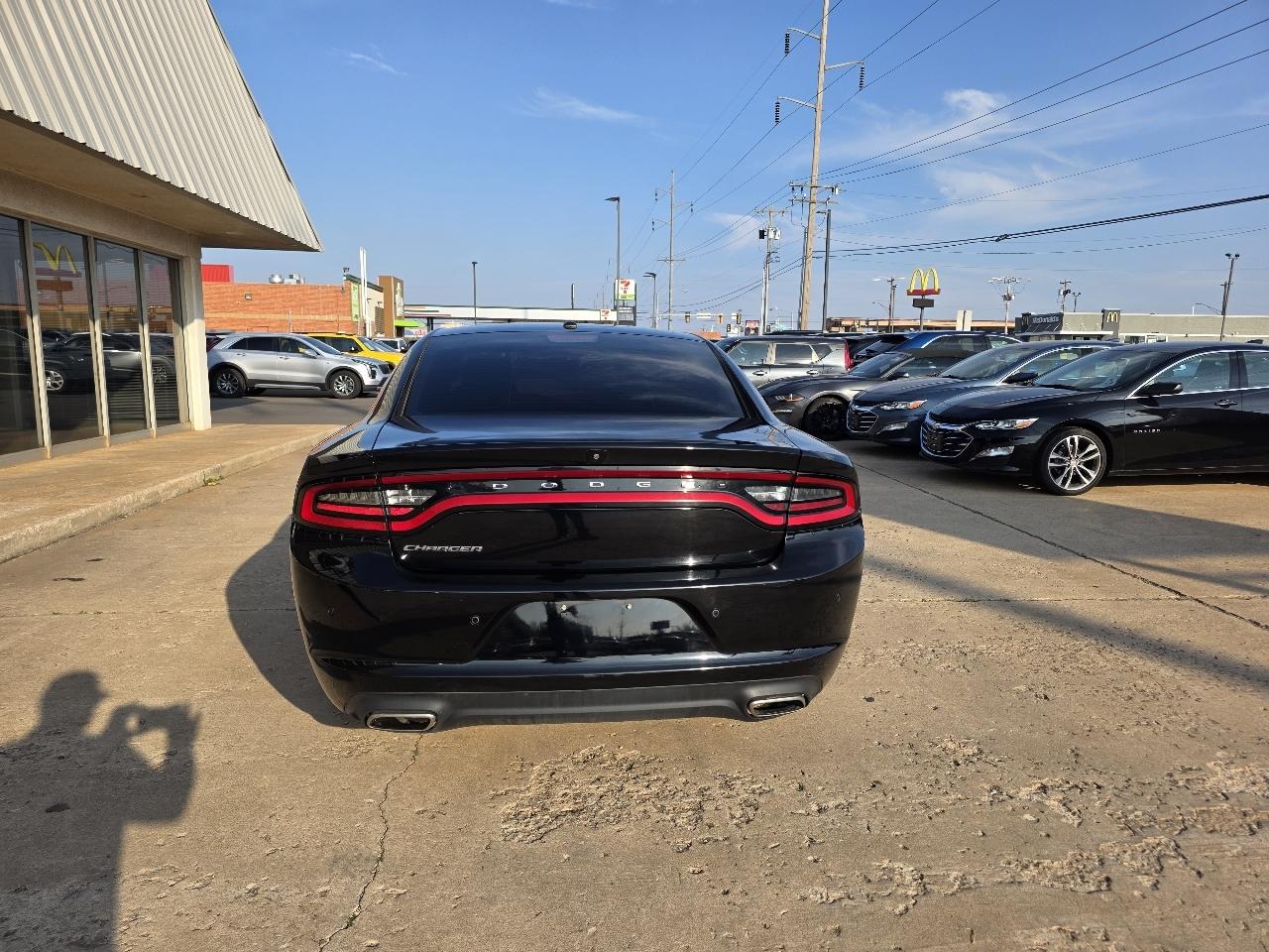 Dodge Charger SXT RWD 2022