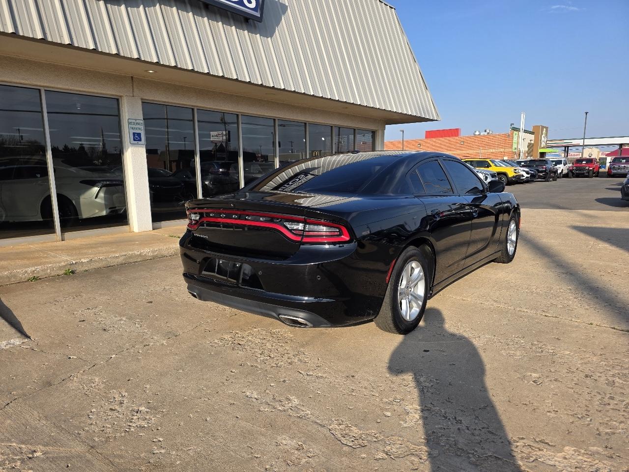 Dodge Charger SXT RWD 2022
