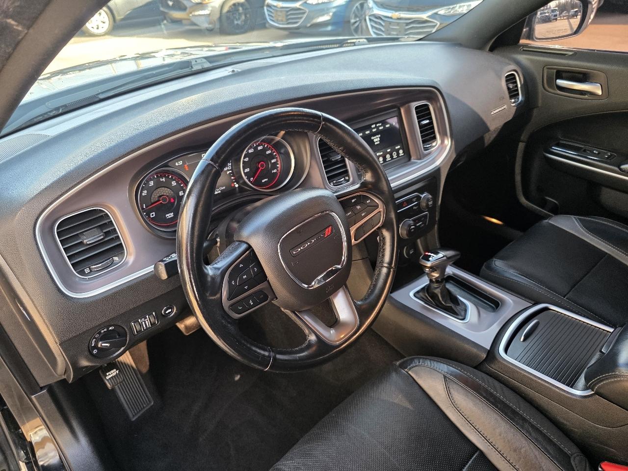 Dodge Charger SXT RWD 2022