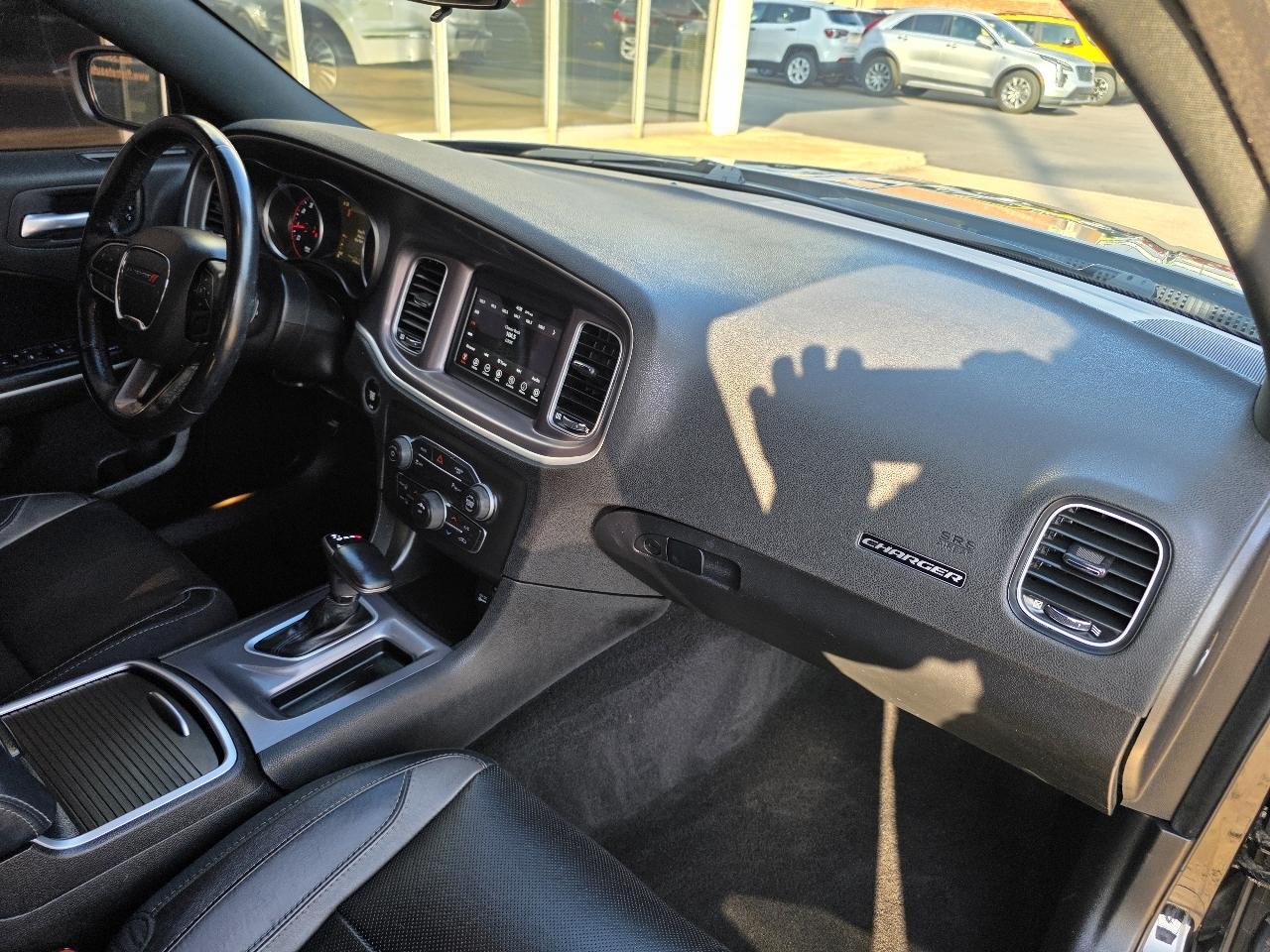 Dodge Charger SXT RWD 2022