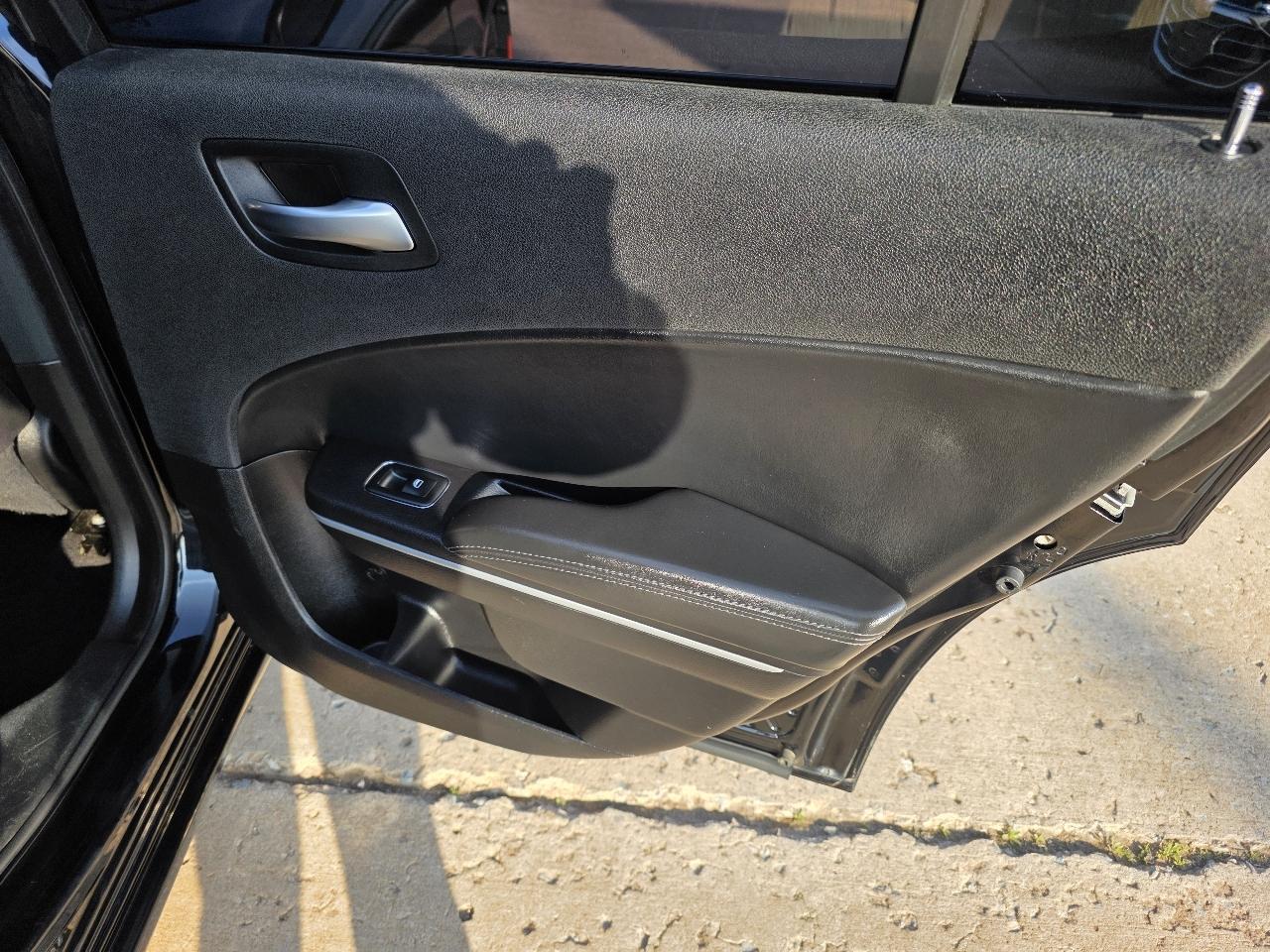 Dodge Charger SXT RWD 2022