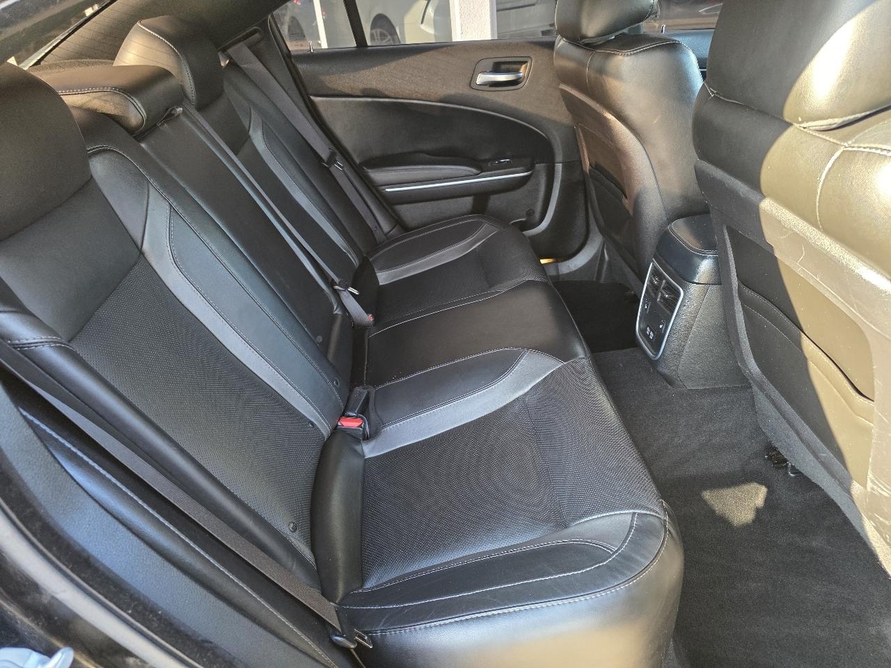 Dodge Charger SXT RWD 2022