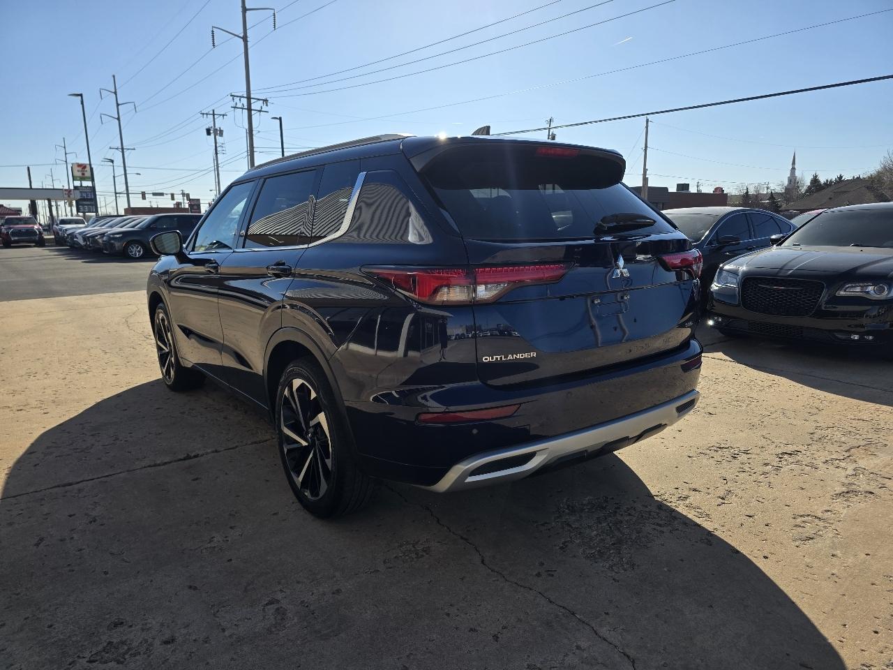 Mitsubishi Outlander SEL FWD 2024