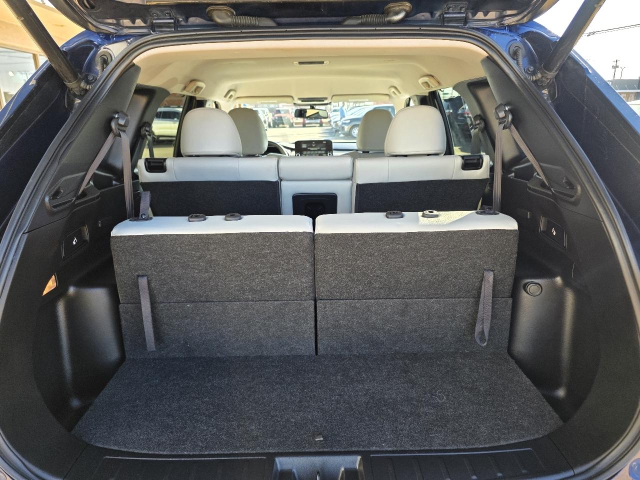 Mitsubishi Outlander SEL FWD 2024