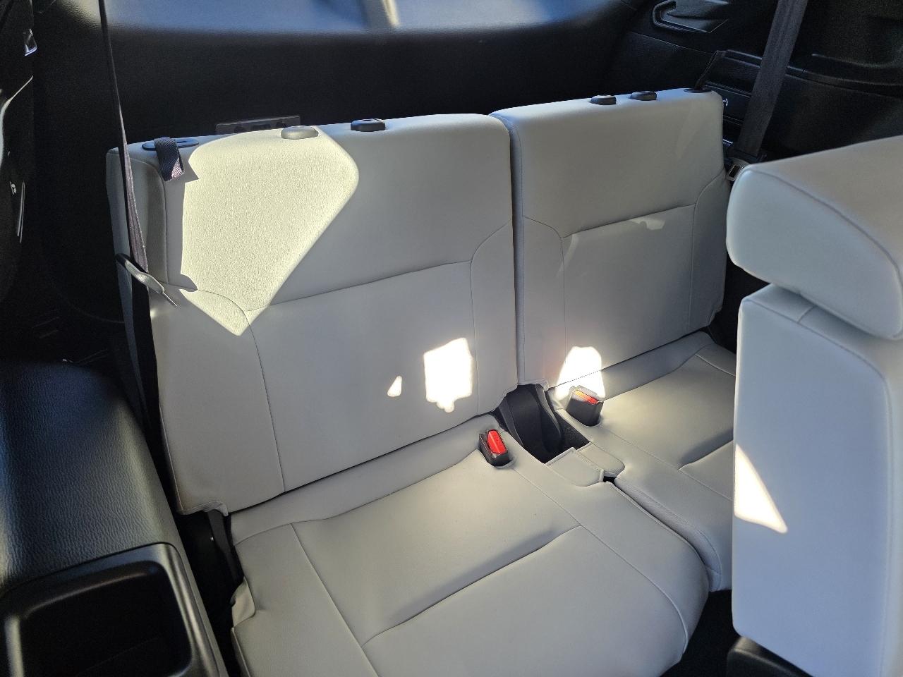 Mitsubishi Outlander SEL FWD 2024