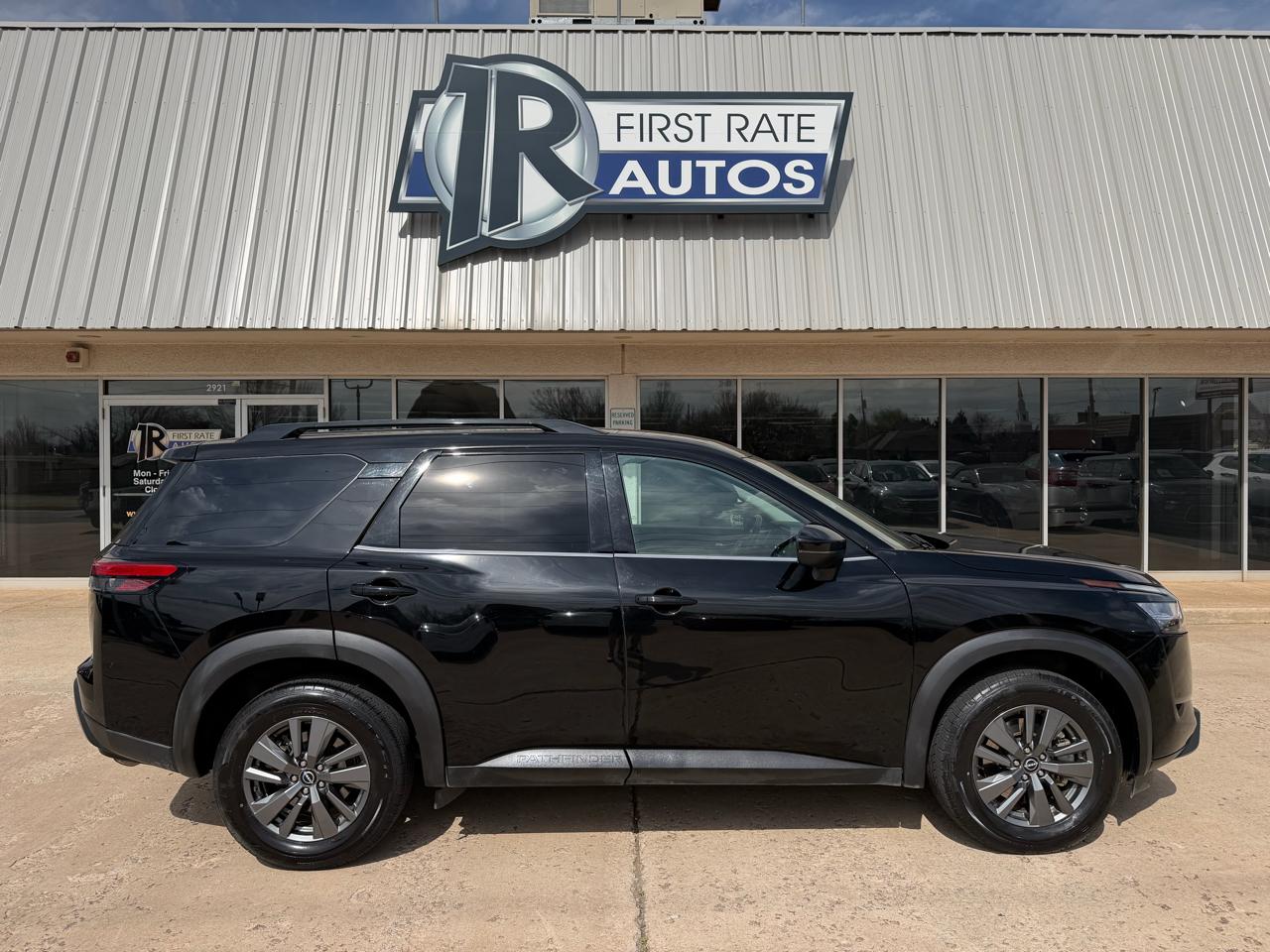 Nissan Pathfinder SV 2WD 2022