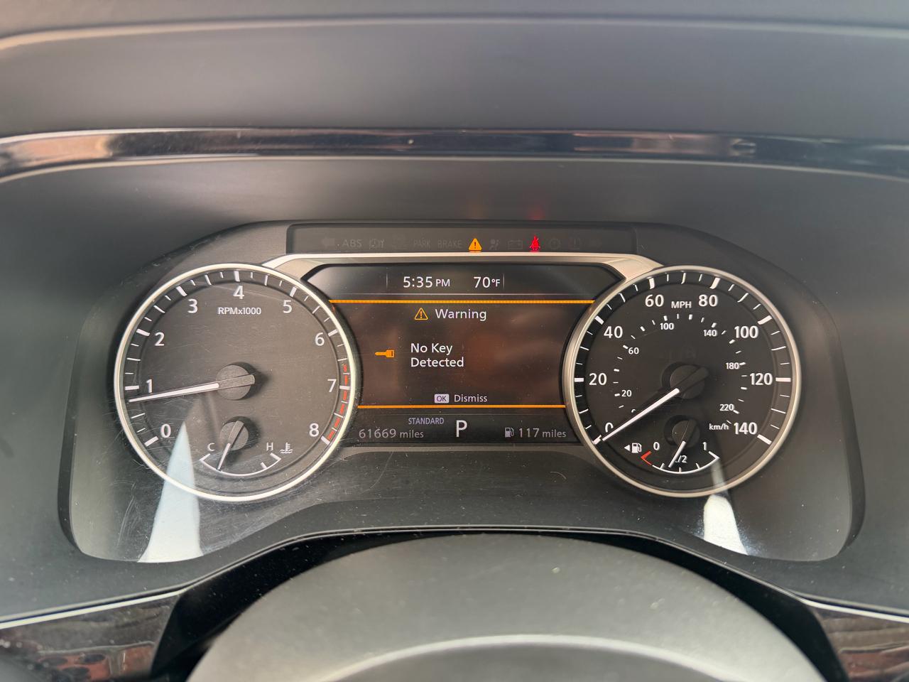 Nissan Pathfinder SV 2WD 2022