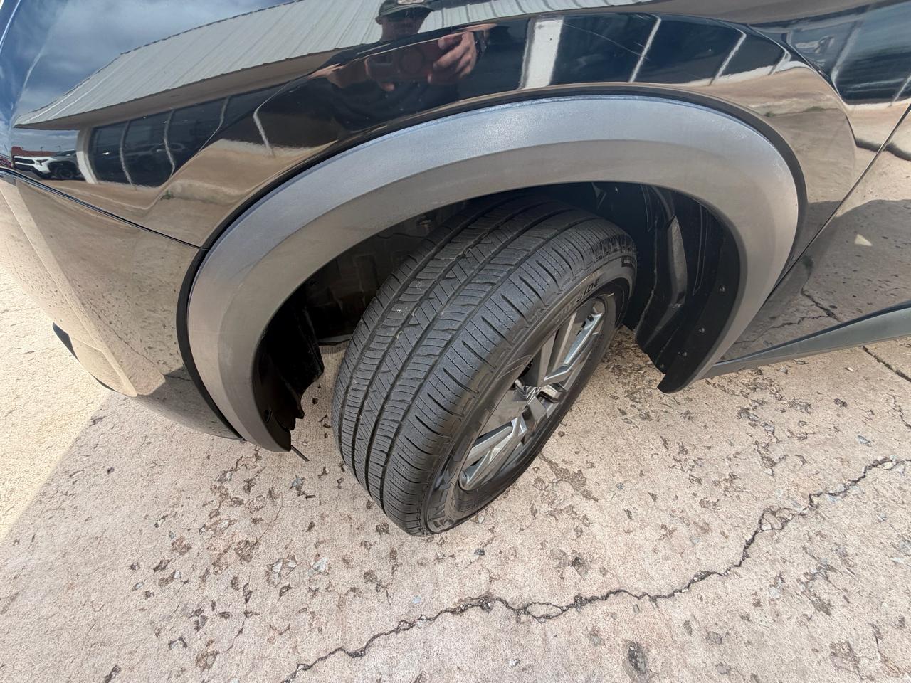 Nissan Pathfinder SV 2WD 2022