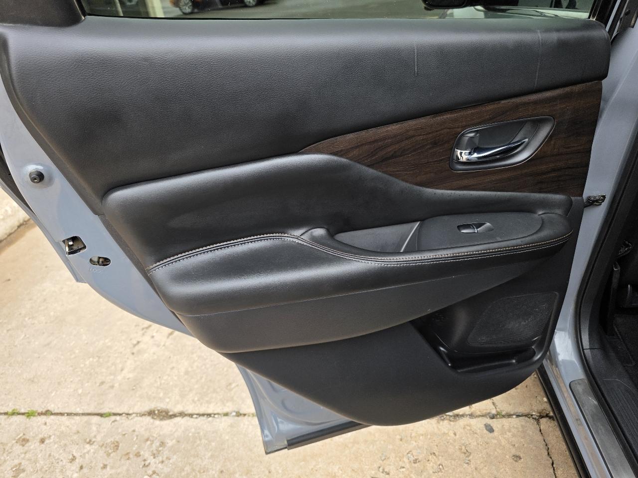 Nissan Murano FWD Platinum 2021