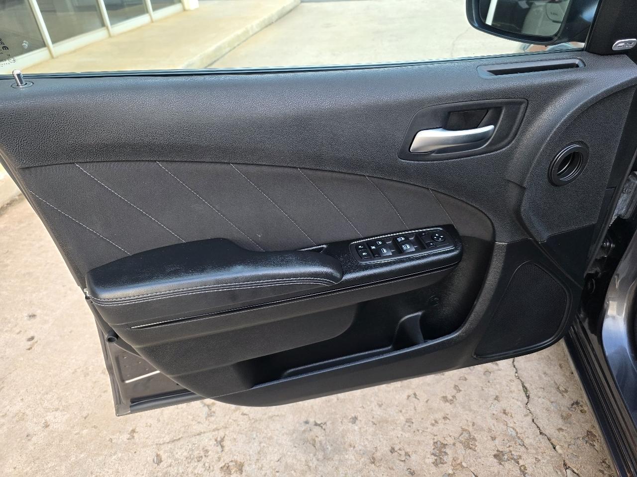 Dodge Charger SXT RWD 2023