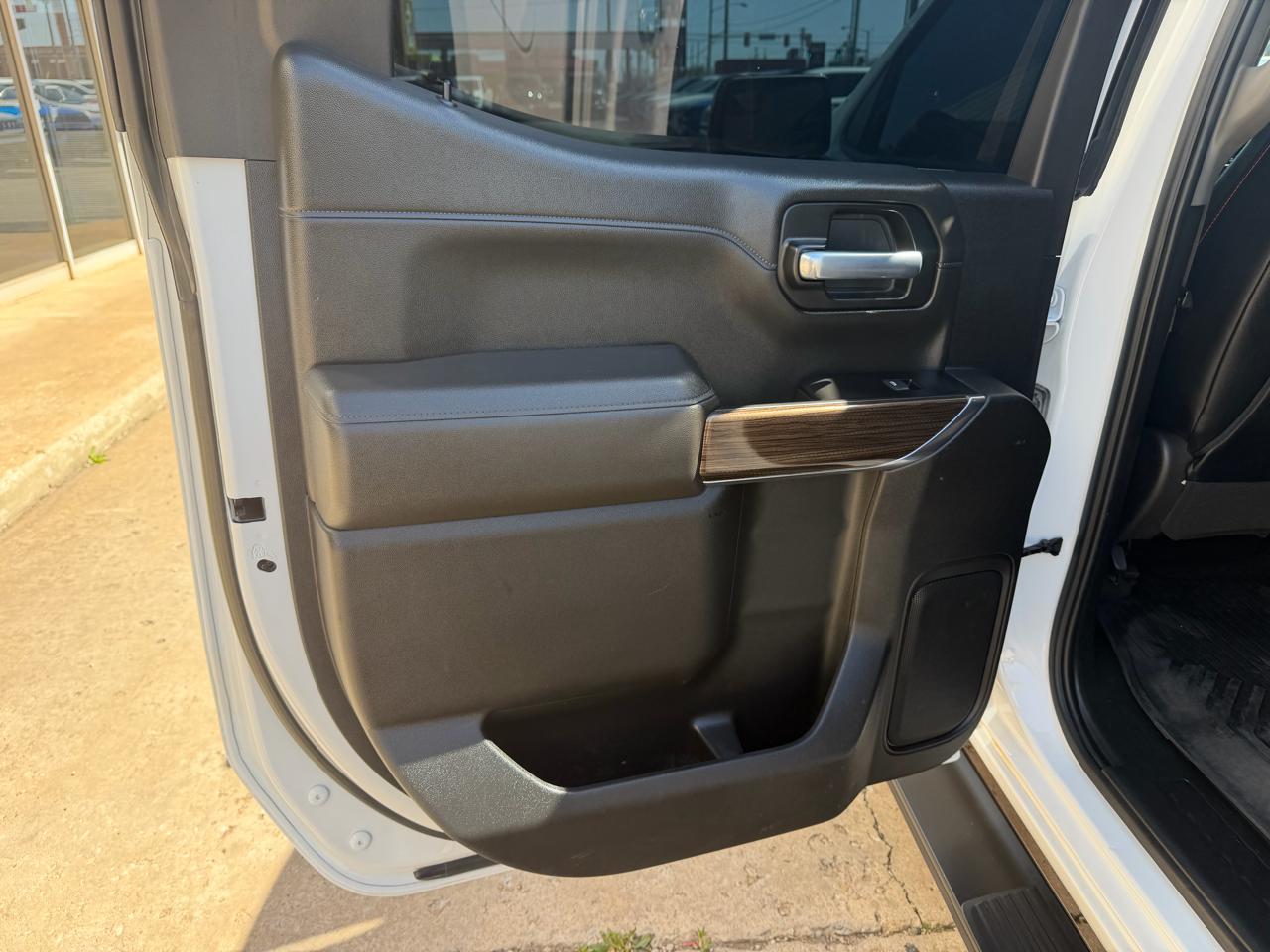 Chevrolet Silverado 1500 LTD 4WD Crew Cab 147" LT Trail Boss 2022