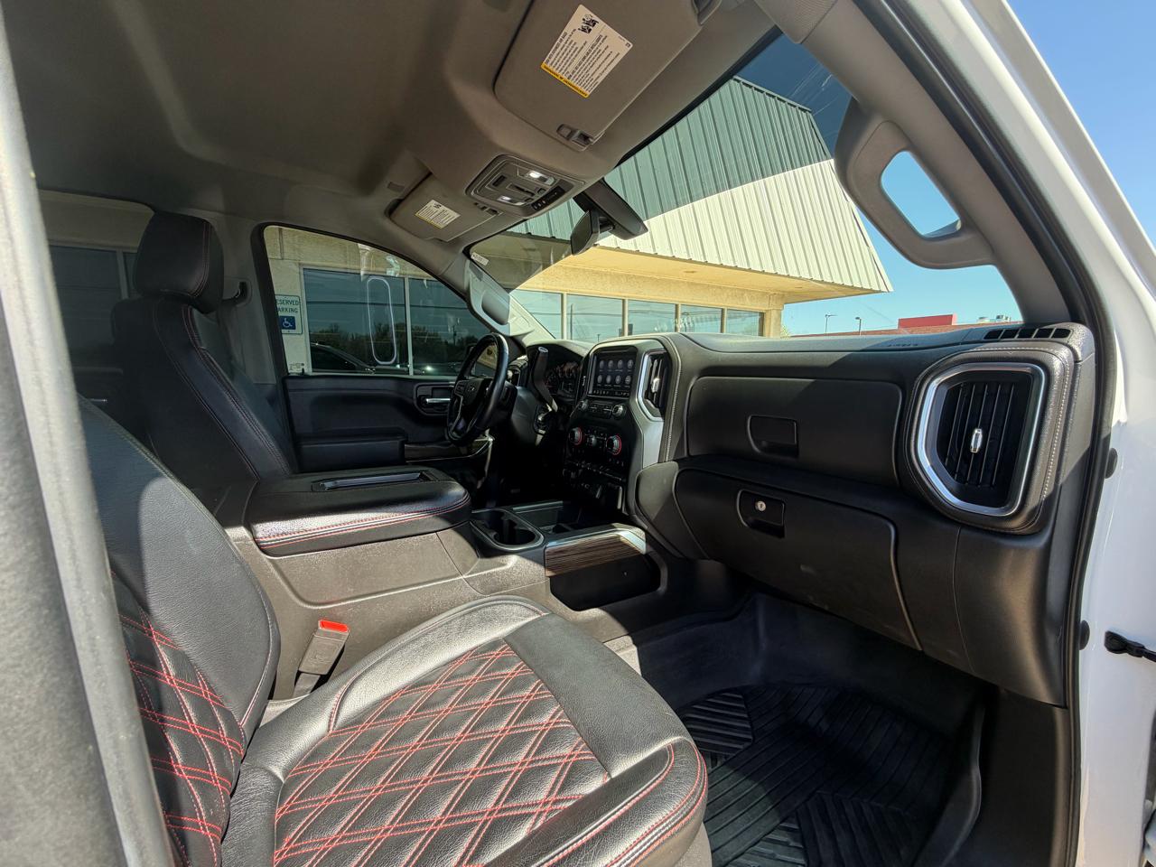 Chevrolet Silverado 1500 LTD 4WD Crew Cab 147" LT Trail Boss 2022