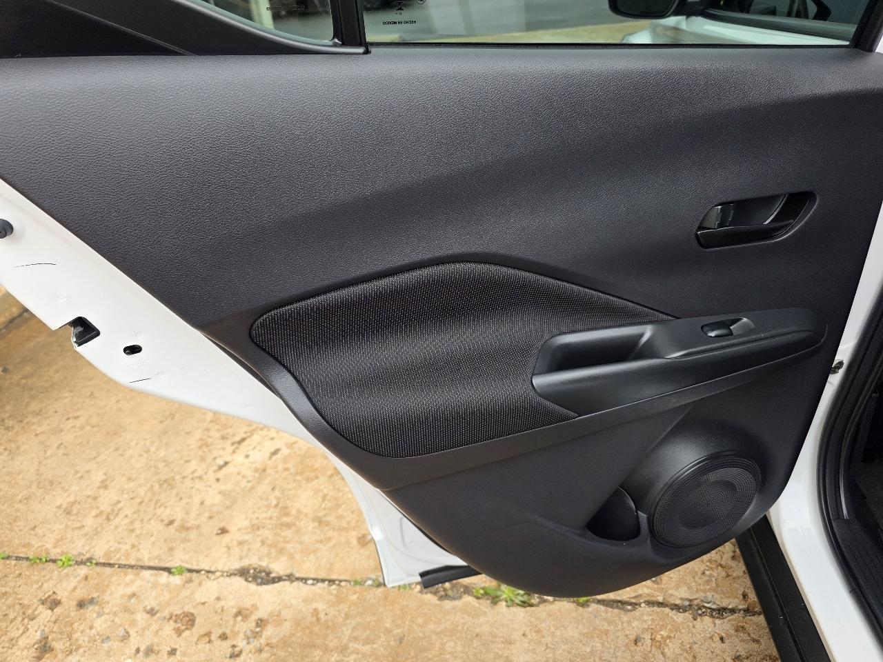 Nissan Kicks S FWD 2024