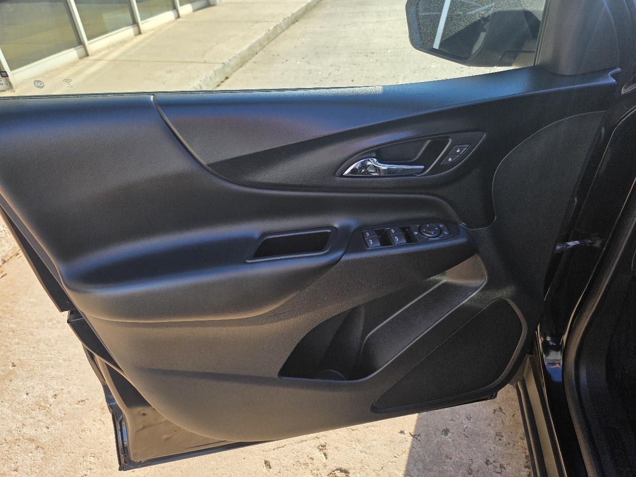 Chevrolet Equinox FWD 4dr LT w/1LT 2021