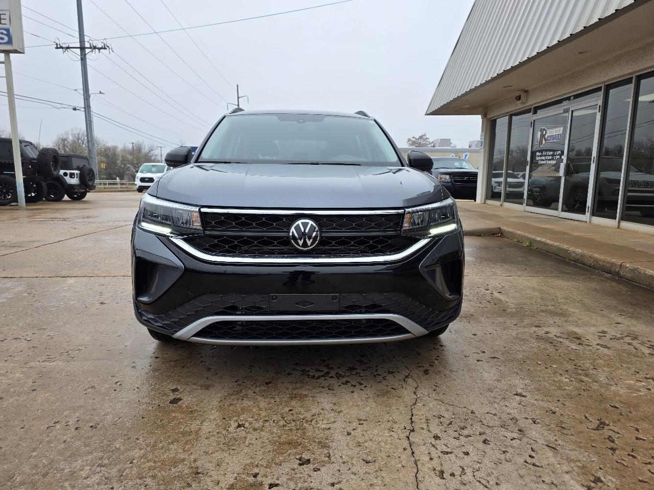 Volkswagen Taos S FWD 2023