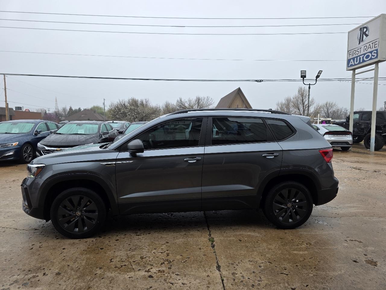 Volkswagen Taos S FWD 2023