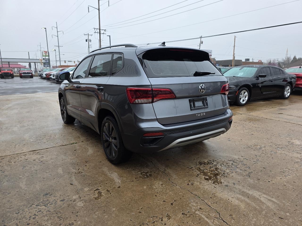 Volkswagen Taos S FWD 2023